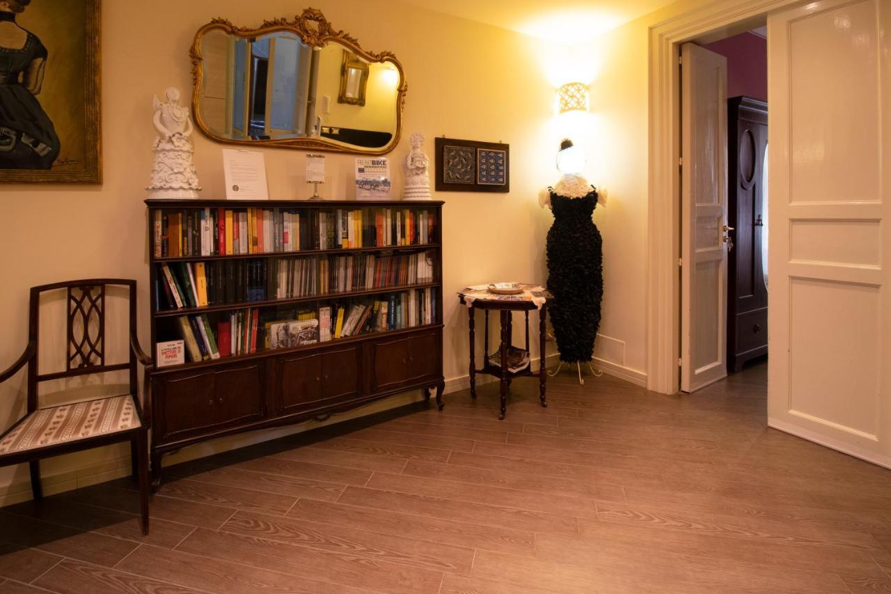 سانتو ستيفانو دي كاماسترا The Palace B&B And Apartments المظهر الخارجي الصورة