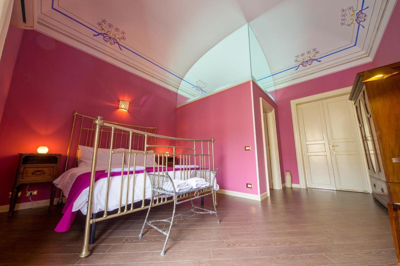 سانتو ستيفانو دي كاماسترا The Palace B&B And Apartments المظهر الخارجي الصورة
