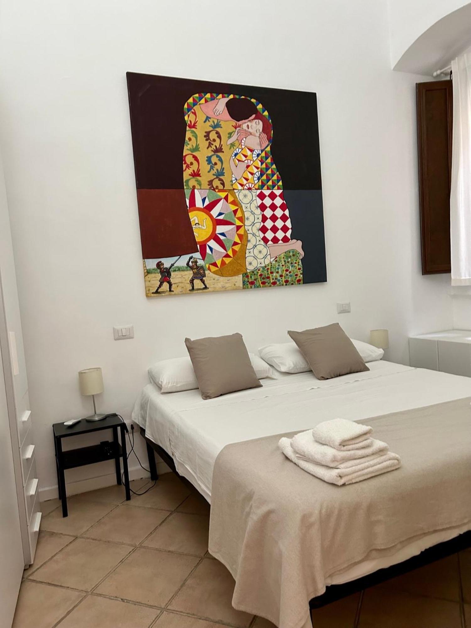 سانتو ستيفانو دي كاماسترا The Palace B&B And Apartments المظهر الخارجي الصورة